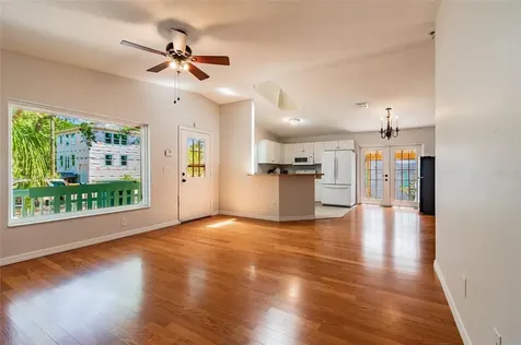 510 13th Avenue S St Petersburg FL 33701