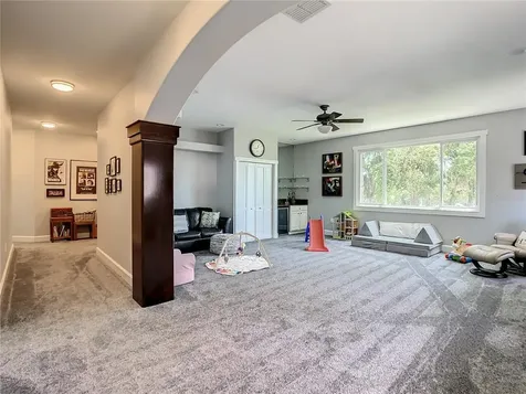 15201 Leith Walk Lane Tampa FL 33618