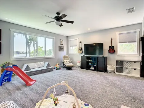 15201 Leith Walk Lane Tampa FL 33618