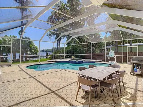15201 Leith Walk Lane Tampa FL 33618