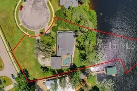 15201 Leith Walk Lane Tampa FL 33618