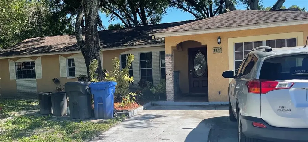 4417 Tuna Drive Tampa FL 33617