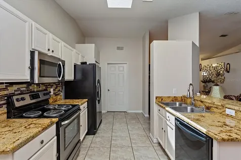2088 Hedgerow Circle Ocoee FL 34761