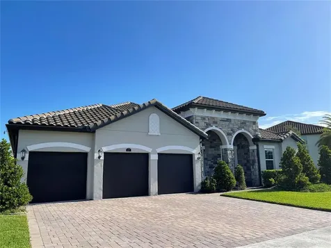 637 Red Haven Lane Oviedo FL 32765
