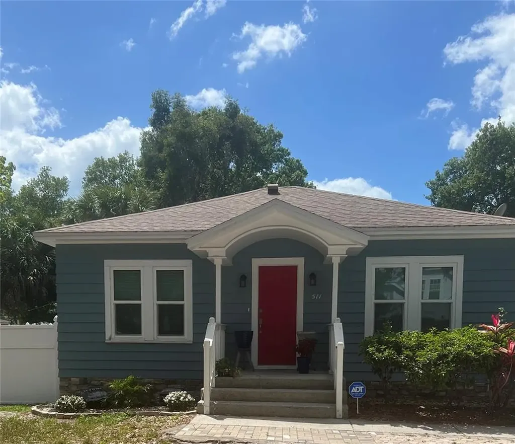 511 Bristol Court Sarasota FL 34237