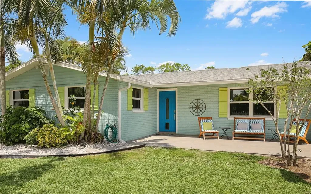 3213 W Shell Point Road Ruskin FL 33570