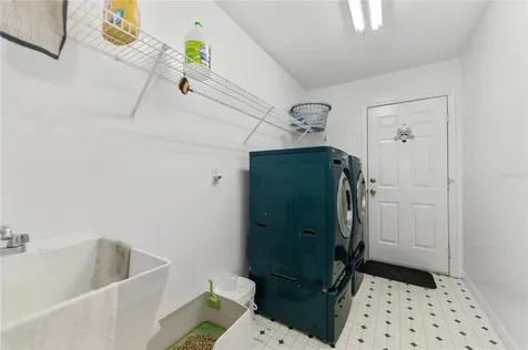 4781 NE 18th Trail Trenton FL 32693