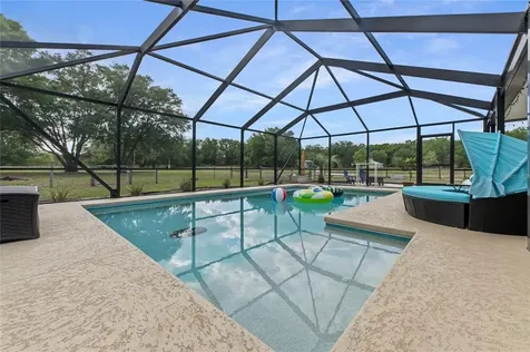 4781 NE 18th Trail Trenton FL 32693