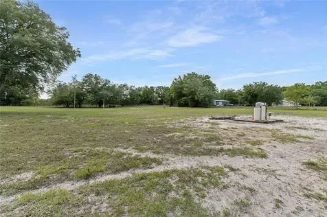 4781 NE 18th Trail Trenton FL 32693