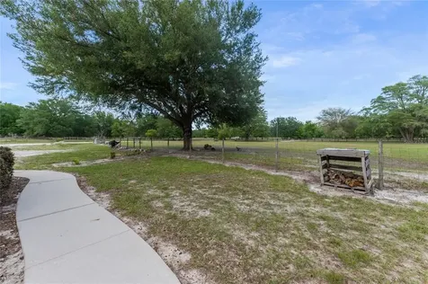 4781 NE 18th Trail Trenton FL 32693
