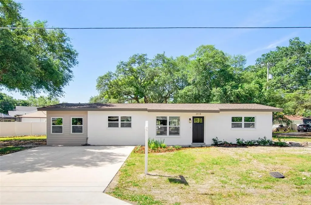 3418 W Bay Avenue Tampa FL 33611