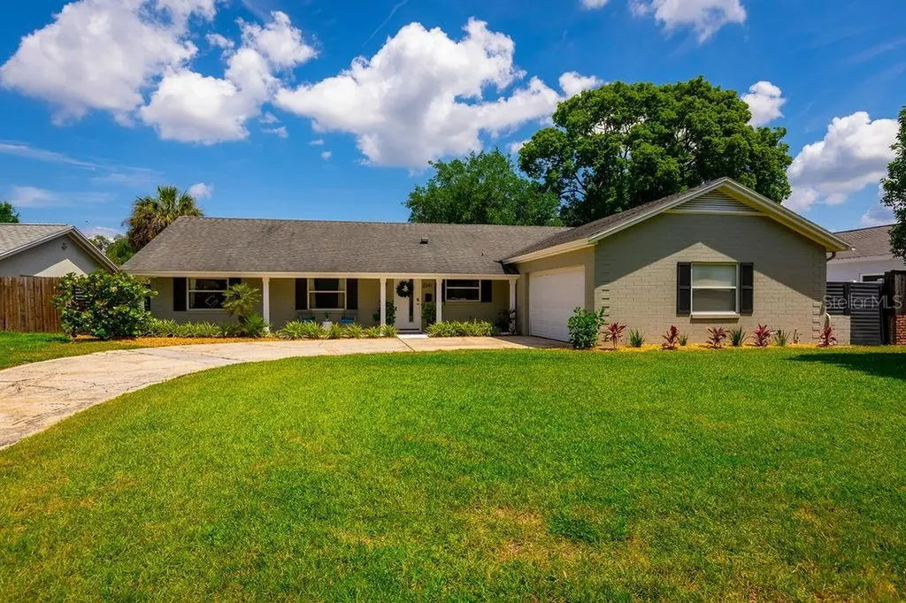 2341 Falmouth Road Maitland FL 32751
