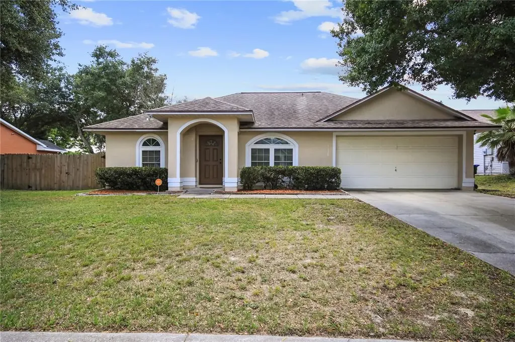 1138 Kenworth Drive Apopka FL 32712