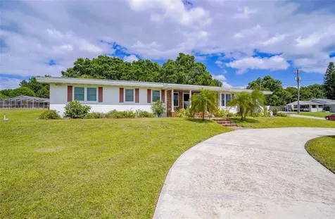 1329 N Lake Elbert Drive NE Winter Haven FL 33881