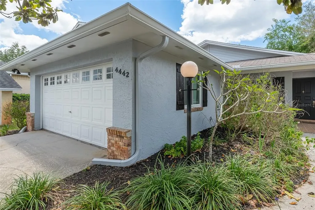 4442 Sandhurst Drive Orlando FL 32817