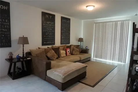 565 Vista Villages Boulevard Davenport FL 33896
