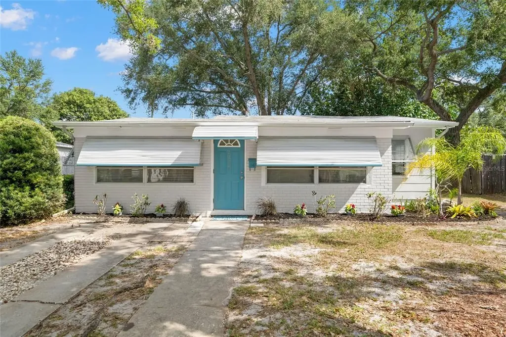 2937 24th Avenue N St Petersburg FL 33713