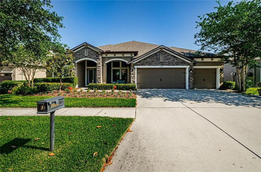 15404 Woodstar Landing Court Lithia FL 33547