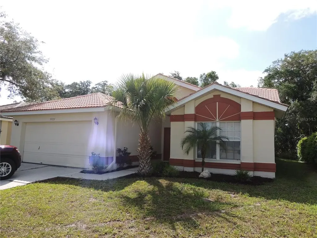5727 Beaurivage Avenue Sarasota FL 34243