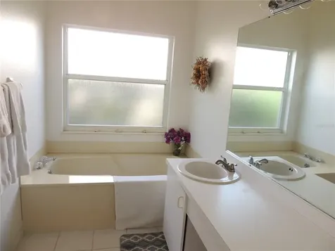 5727 Beaurivage Avenue Sarasota FL 34243