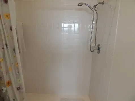 5727 Beaurivage Avenue Sarasota FL 34243