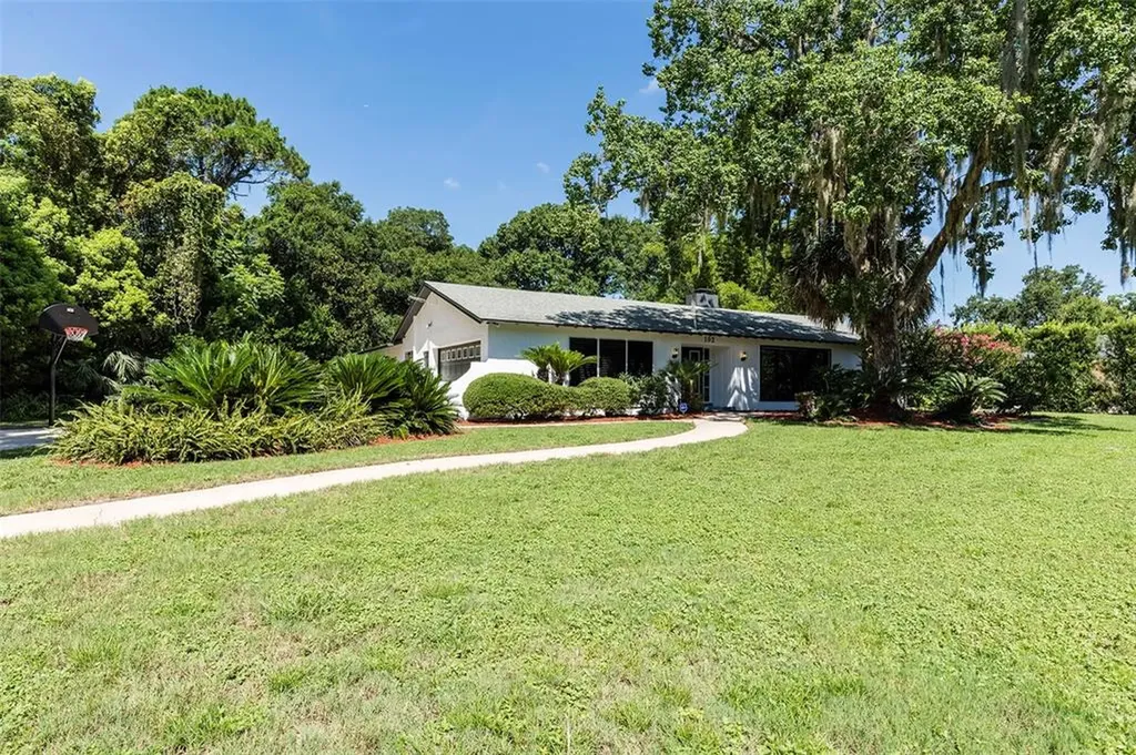 102 Little Oak Lane Altamonte Springs FL 32714