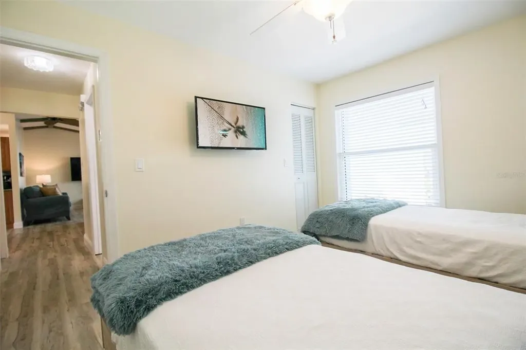 3852 Gatewood Drive Sarasota FL 34232