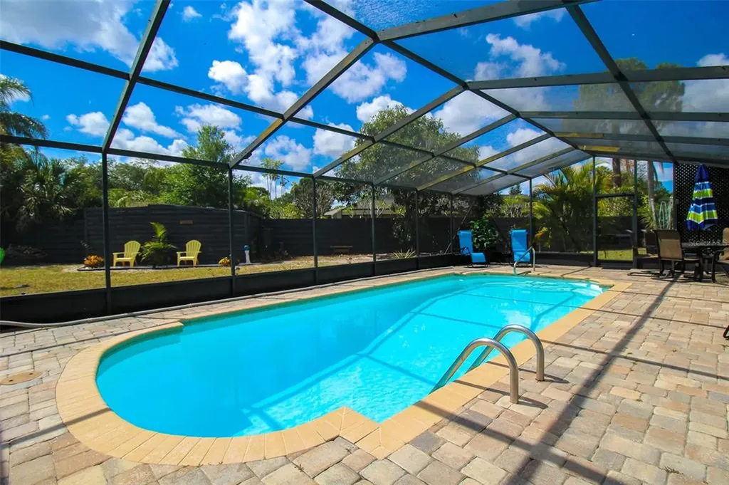 3852 Gatewood Drive Sarasota FL 34232