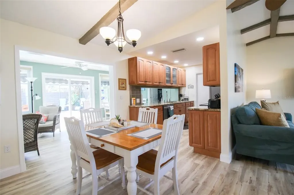 3852 Gatewood Drive Sarasota FL 34232
