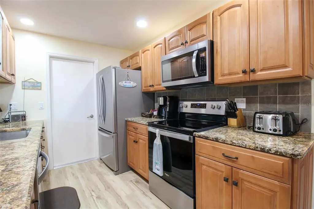 3852 Gatewood Drive Sarasota FL 34232