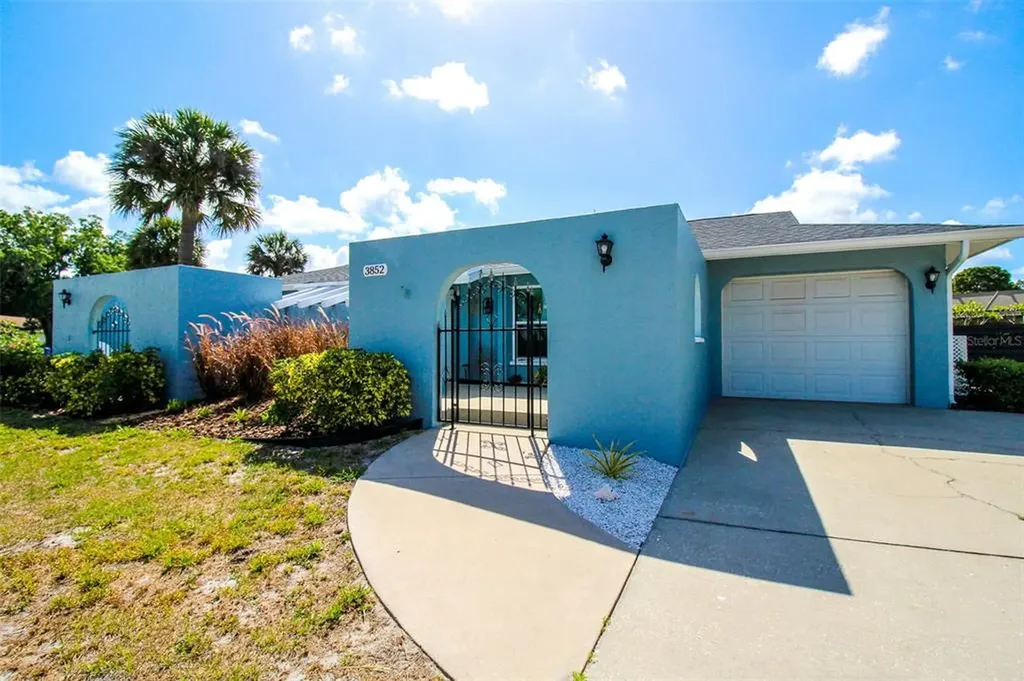 3852 Gatewood Drive Sarasota FL 34232