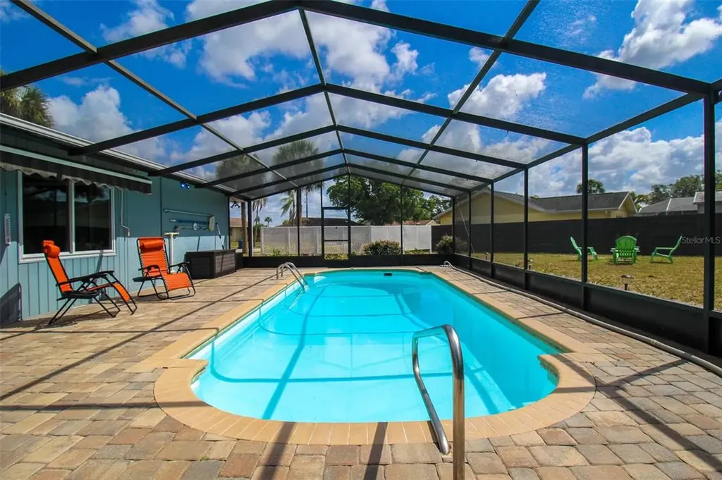 3852 Gatewood Drive Sarasota FL 34232