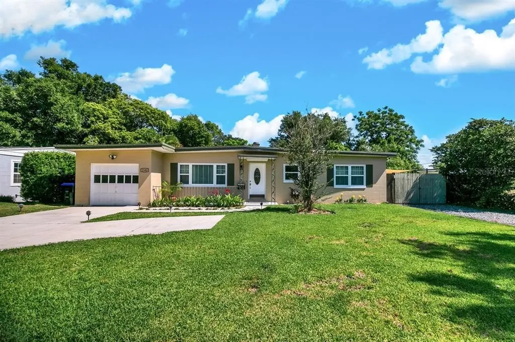 2103 Biscayne Drive Winter Park FL 32789