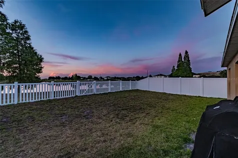 10621 Standing Stone Drive Wimauma FL 33598