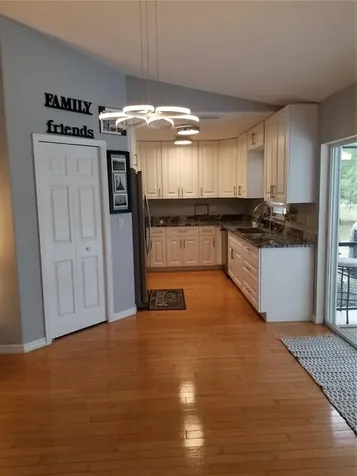 2718 Feiffer Circle Sarasota FL 34235