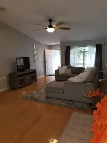 2718 Feiffer Circle Sarasota FL 34235