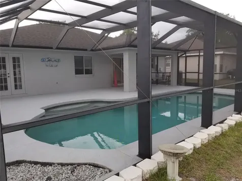 2718 Feiffer Circle Sarasota FL 34235