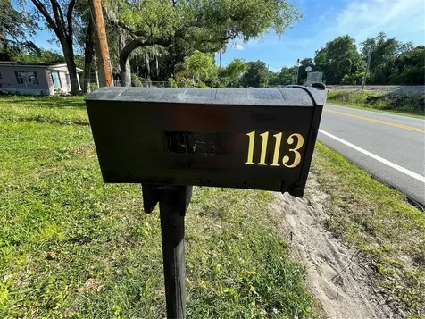 1113 County Road 547 N Davenport FL 33837