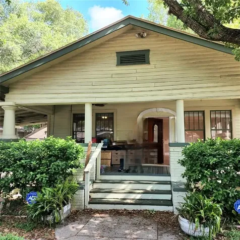 924 E Shadowlawn Avenue Tampa FL 33603