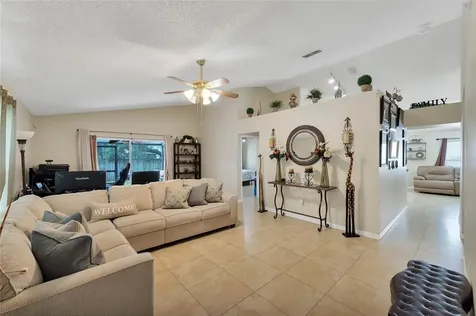 3813 Shawn Circle Orlando FL 32826