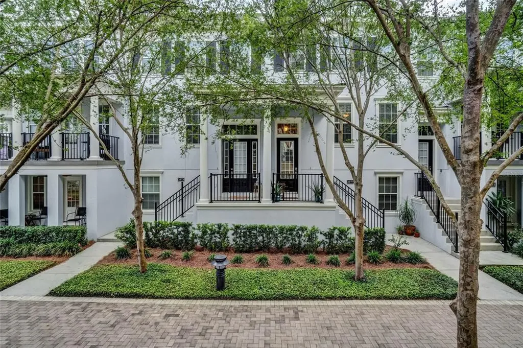 2077 Coulson Alley Orlando FL 32814