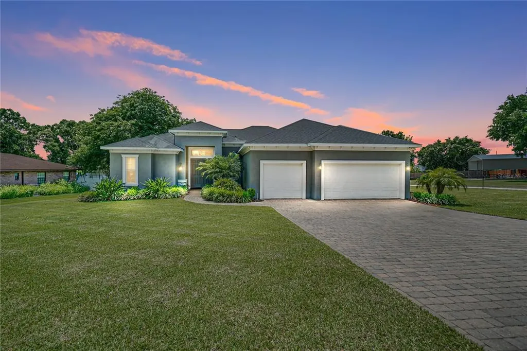 190 Paradise Island Drive Haines City FL 33844