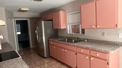 8783 57th Street N Pinellas Park FL 33782