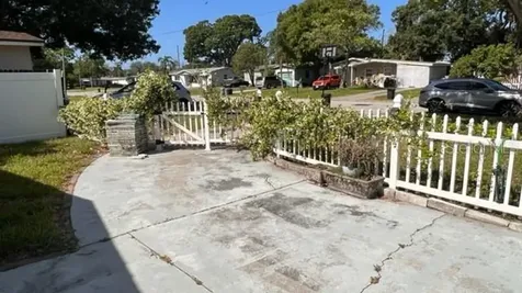 8783 57th Street N Pinellas Park FL 33782