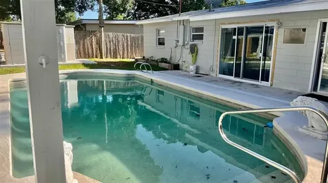 8783 57th Street N Pinellas Park FL 33782