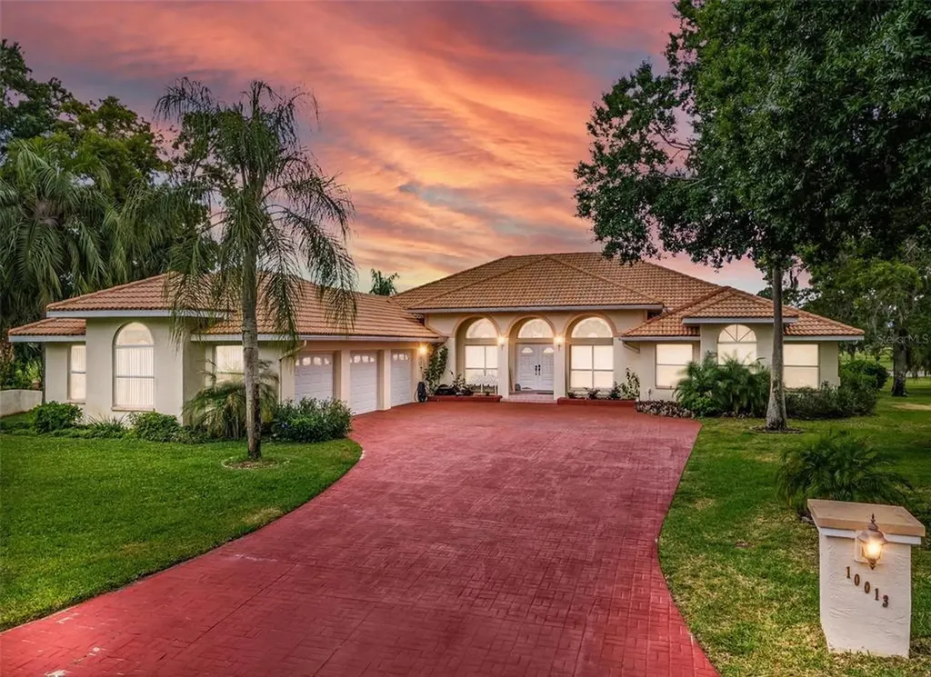 10013 Twelve Oaks Court Weeki Wachee FL 34613