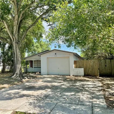 6041 101st Avenue N Pinellas Park FL 33782