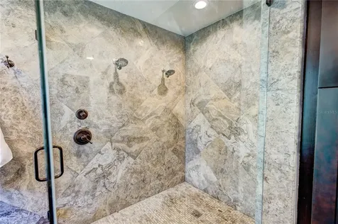 13905 Oberlin Manor Way Tampa FL 33613