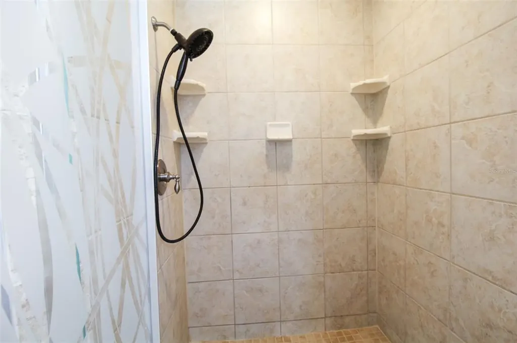 6029 22nd Avenue Circle E Palmetto FL 34221