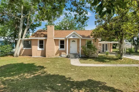1214 Dora Avenue Tavares FL 32778